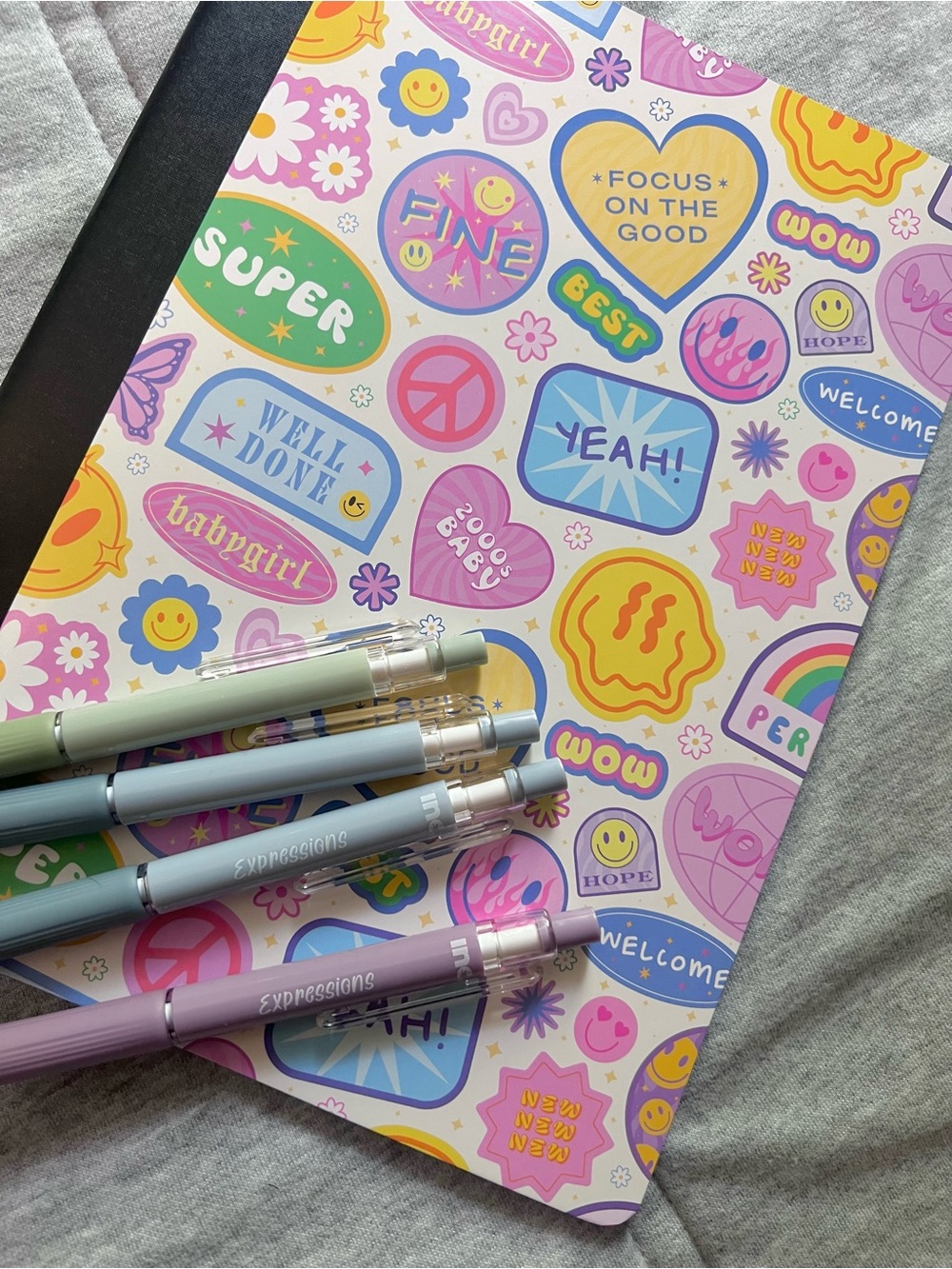 2000s core notebook & Pastel Pen set